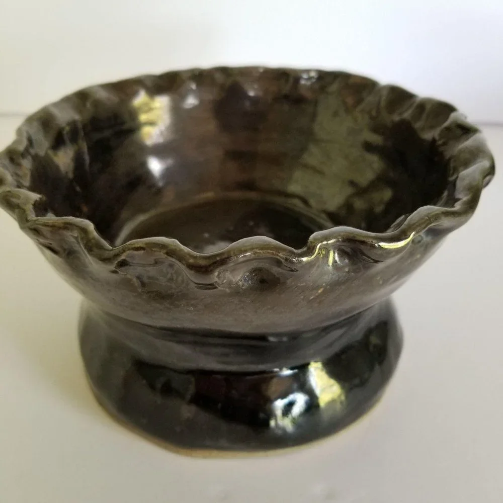 HANDMADE BLACK CLAY JEWELRY BOWL《393》fluted edge‎ black